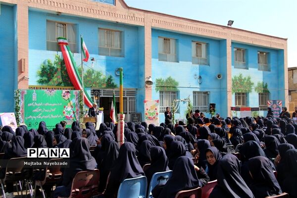 انتخابات شوراهای دانش آموزی در منطقه تبادکان مشهد