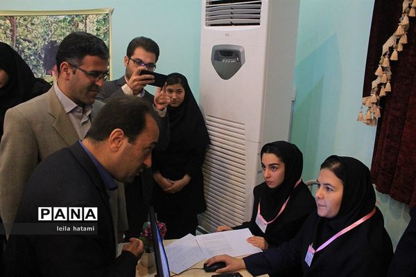 برگزاری بیست و دومین دوره انتخابات شوراهای دانش‌آموزی