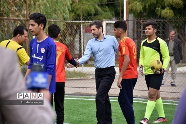 آیین بهره‌برداری از زمین‌های چمن مصنوعی