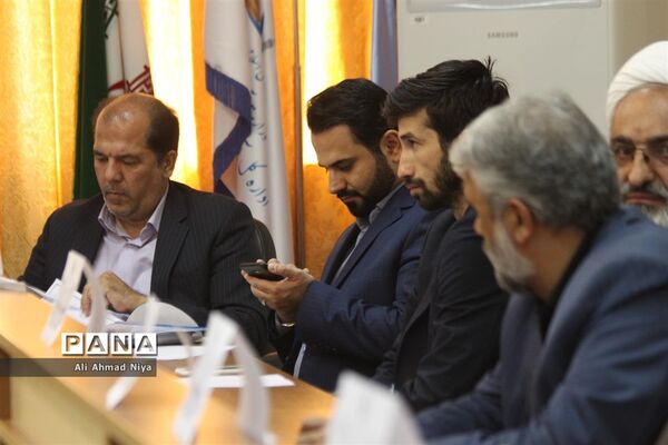 بازدید مسئولان سازمان دانش‌آموزی از استان قم