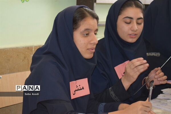 انتخابات شورای دانش‌آموزی در گله‌دار