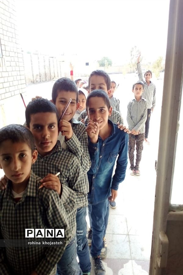 برگزاری انتخابات شورای دانش‌آموزی در مدارس شهرستان خنج