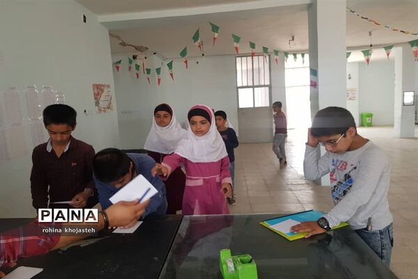 برگزاری انتخابات شورای دانش‌آموزی در مدارس شهرستان خنج