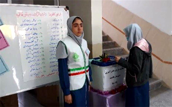 بیست و دومین دوره انتخابات شوراهای دانش آموزی مدارس شهرستان نطنز برگزار گردید.