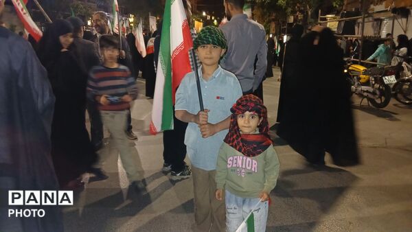 ندای وحدت و ولایت در ۸۲ شب بیعت با رهبری