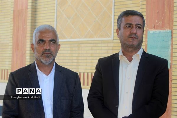 بزرگداشت پدافند غیر عامل در دبیرستان پسرانه مصلحیان شهرستان بوشهر