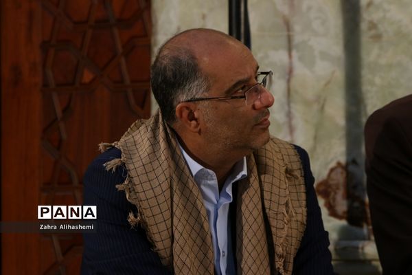 آیین افتتاحیه سراسری راهیان نوردانش آموزی کشوری در حرم مطهر امام(ره)