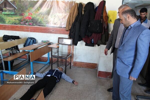 مانور پدافند غیرعامل در شهرستان بهارستان