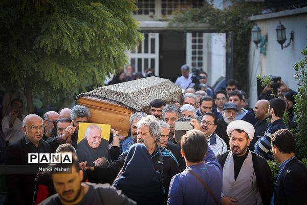 مراسم تشییع پیکر ابراهیم آبادی