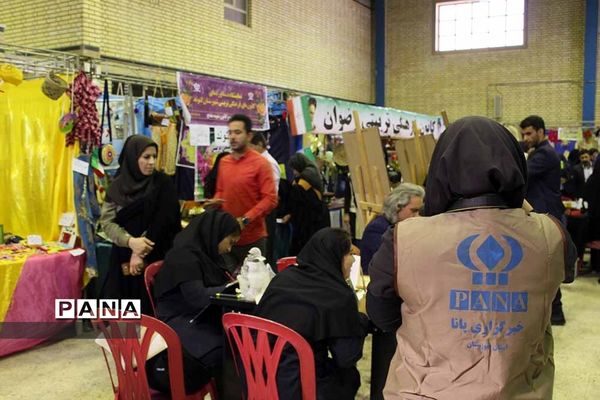 افتتاح نمایشگاه دستاوردهای کانون‌های فرهنگی تربیتی استان خوزستان