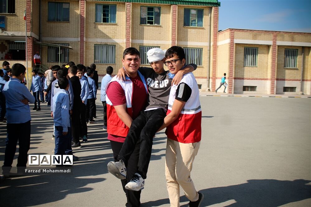 برگزاری رزمایش پدافند غیرعامل در چهاردانگه