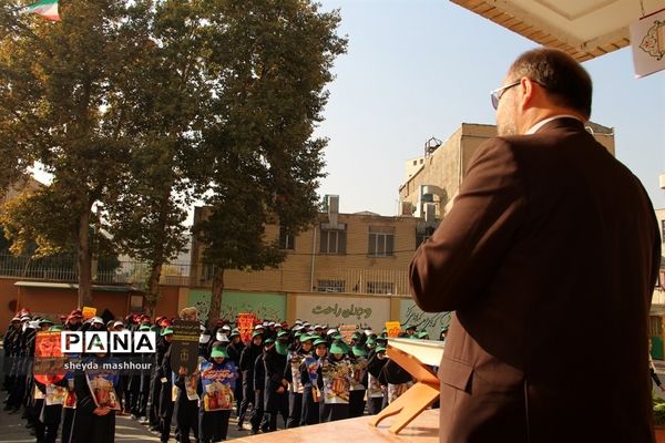 نواخته شدن زنگ استکبار ستیزی در مدارس شهرری