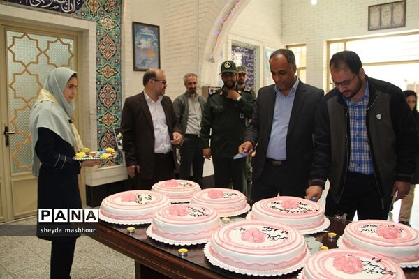 نواخته شدن زنگ استکبار ستیزی در مدارس شهرری