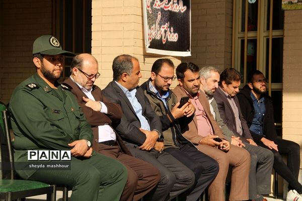 نواخته شدن زنگ استکبار ستیزی در مدارس شهرری