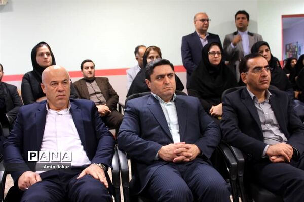 آیین نواختن زنگ هفته پدافند غیرعامل در میاندرود