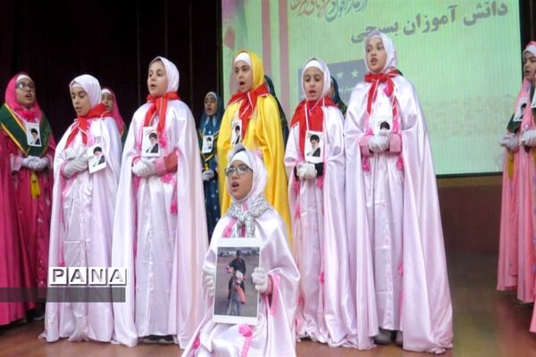 گردهمایی دانش‌آموزان بسیجی در محمودآباد