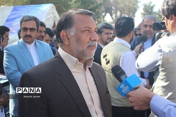 حضور پرشور دانش آموزان زاهدانی در راهپیمایی 13 آبان