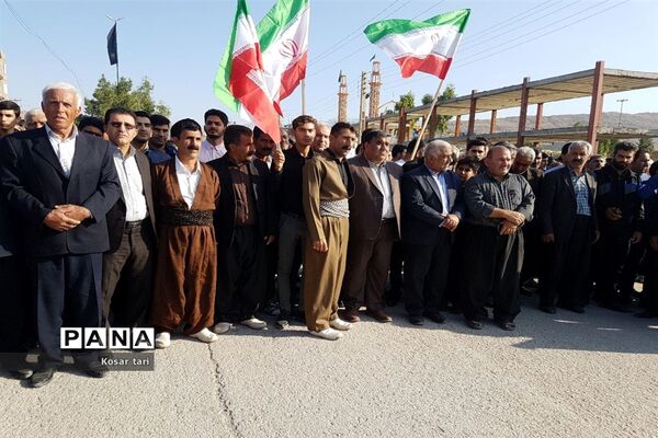 نواخته شدن زنگ استکبارستیزی در مدارس فارس