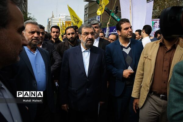 راهپیمایی یوم الله ۱۳ آبان  (2)