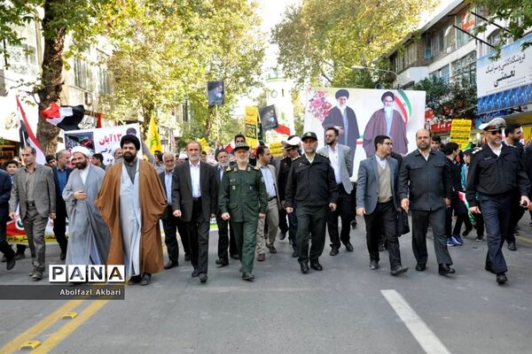 راهپیمایی روز 13 آبان در مرکز مازندران