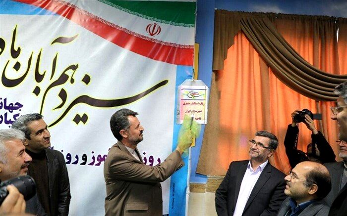 خدابنده: یوم الله 13 آبان نقطه عطف و سرمنشاء تحولات اساسی در ایران است