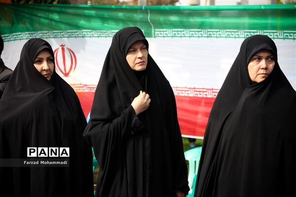 راهپیمایی یوم الله ۱۳ آبان در چهاردانگه