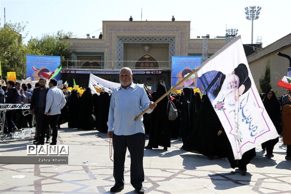 راهپیمایی 13 آبان در شیراز