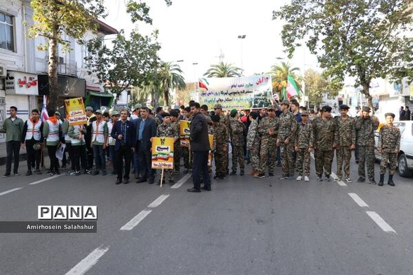 راهپیمایی روز 13 آبان در قائم‌شهر