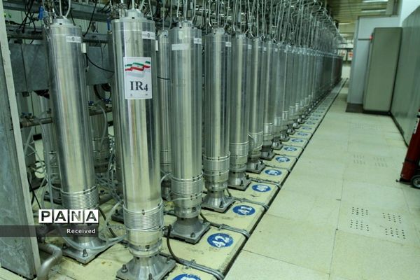 بازدید رئیس سازمان انرژی اتمی از تاسیسات مجتمع غنی سازی نطنز