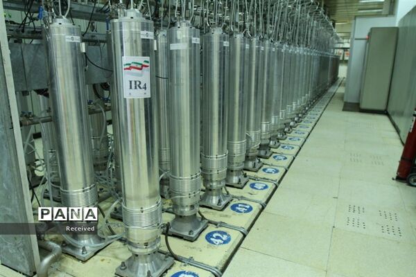 بازدید رئیس سازمان انرژی اتمی از تاسیسات مجتمع غنی سازی نطنز