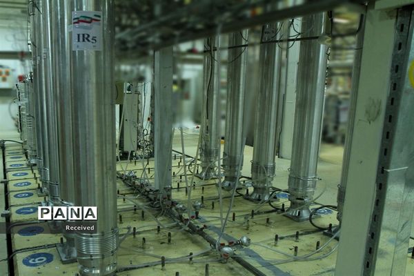 بازدید رئیس سازمان انرژی اتمی از تاسیسات مجتمع غنی سازی نطنز