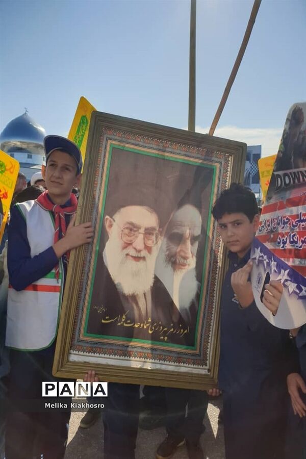 راهپیمایی ۱۳ آبان در محمودآباد
