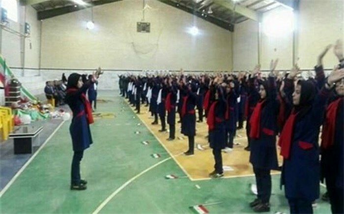 المپیاد ورزشی  درون مدرسه ای در مدرسه شهید جهانی ابرکوه