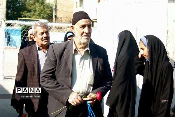 آئین کلنگ زنی ساخت مدرسه ۱۲ کلاسه در روستای علی آباد قاجار چهاردانگه