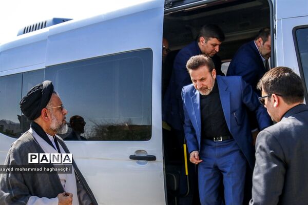 سفر رئیس دفتر رئیس جمهور و وزیر اطلاعات به لامرد فارس