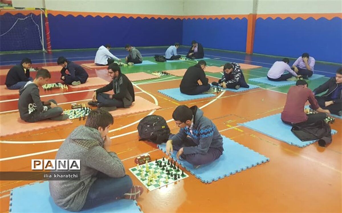 مسابقات شطرنج دانش آموزی در منطقه 3 برگزار شد