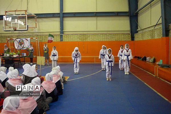 افتتاح المپیاد درون مدرسه ای دبستان منیر باسمنج