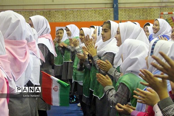 افتتاح المپیاد درون مدرسه ای دبستان منیر باسمنج