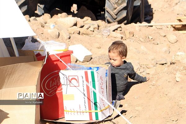 روستای ورنکش میانه 3 روز پس از زلزله