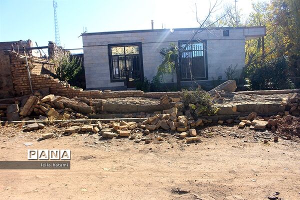 روستای ورنکش میانه 3 روز پس از زلزله