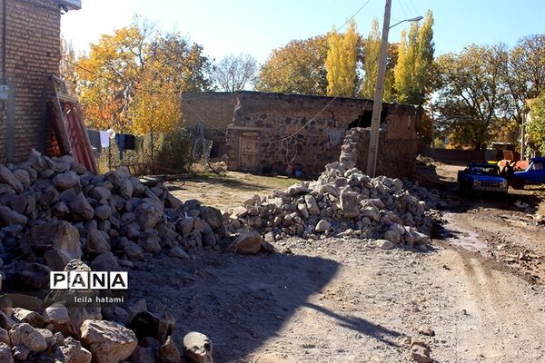 روستای ورنکش میانه 3 روز پس از زلزله