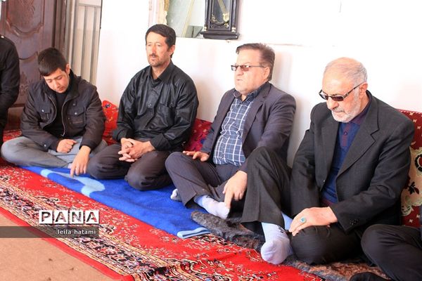 پرداخت حق بیمه 2 دانش‌آموز قربانی در زلزله ورنکش