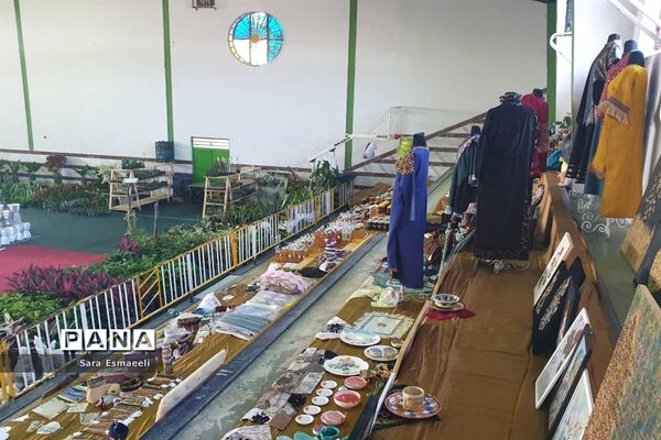 چهارمین نمایشگاه گل و گیاه زینتی محمودآباد