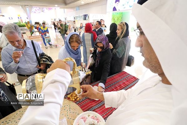 استقبال فرودگاهی از مسافران ورودی در روز کیش