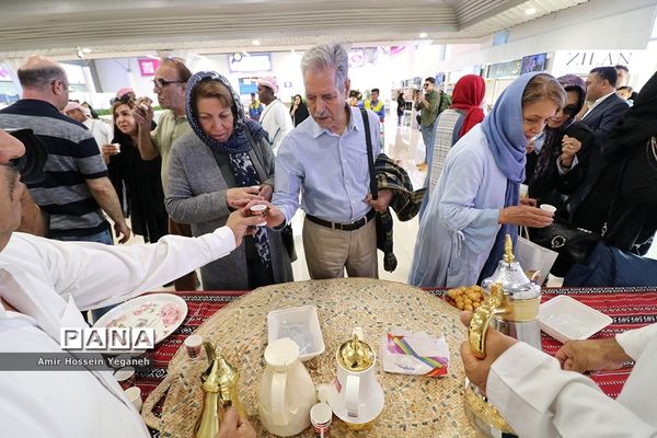 استقبال فرودگاهی از مسافران ورودی در روز کیش