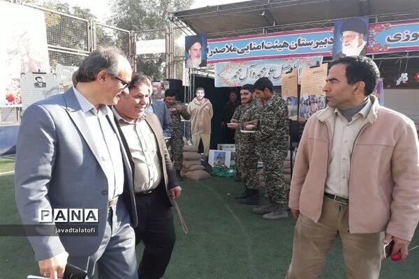 نمایشگاه مشارکت انجمن اولیاء و مربیان ناحیه دو شهر ری