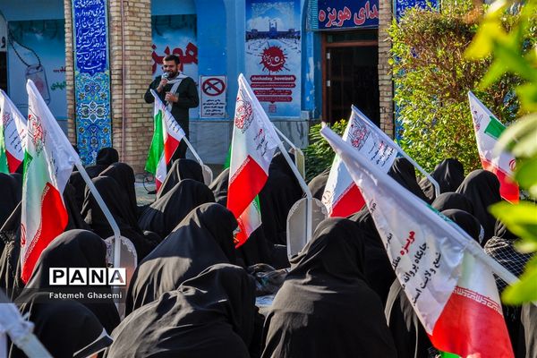 دانش‌آموزان لامردی در سرزمین ایثار و فداکاری