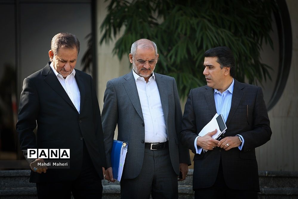 حاشیه جلسه هیات دولت