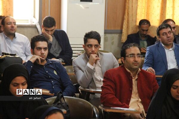 برگزاری دوره توانمند‌سازی درس تفکر و سبک زندگی
