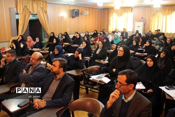 برگزاری دوره توانمند‌سازی درس تفکر و سبک زندگی